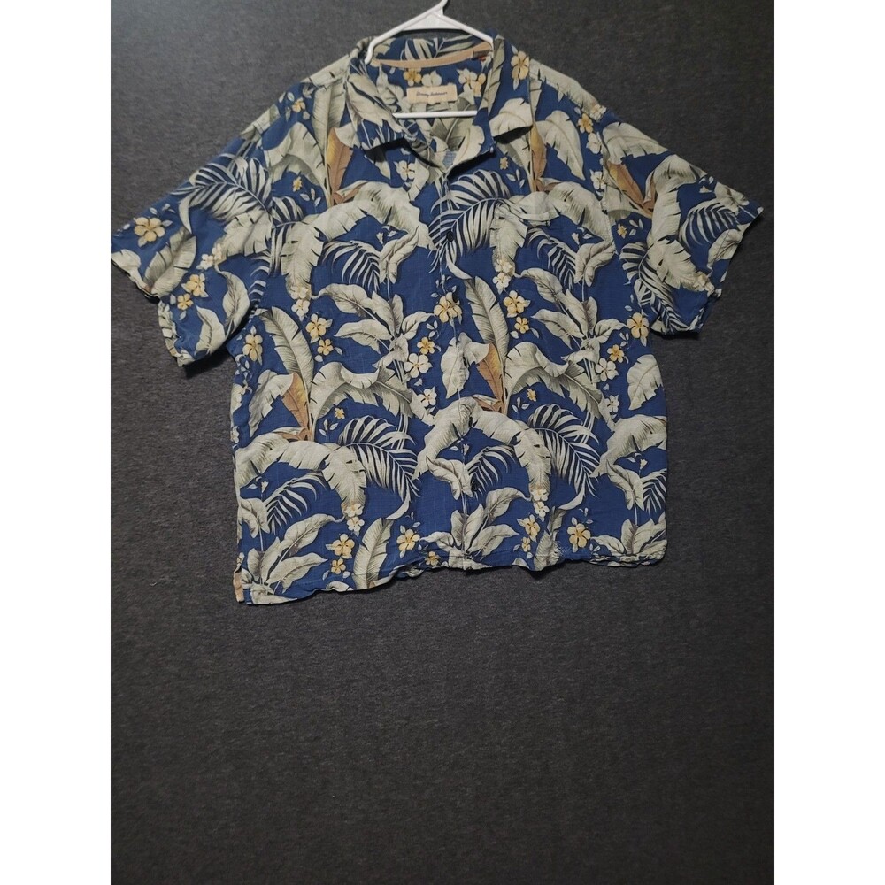 Tommy Bahama 2XB button front Hawaiian 100% silk floral foliage polo shirt